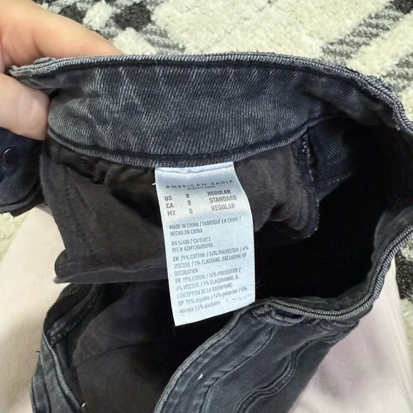 American Eagle Mom Jeans - Picture 4 of 5